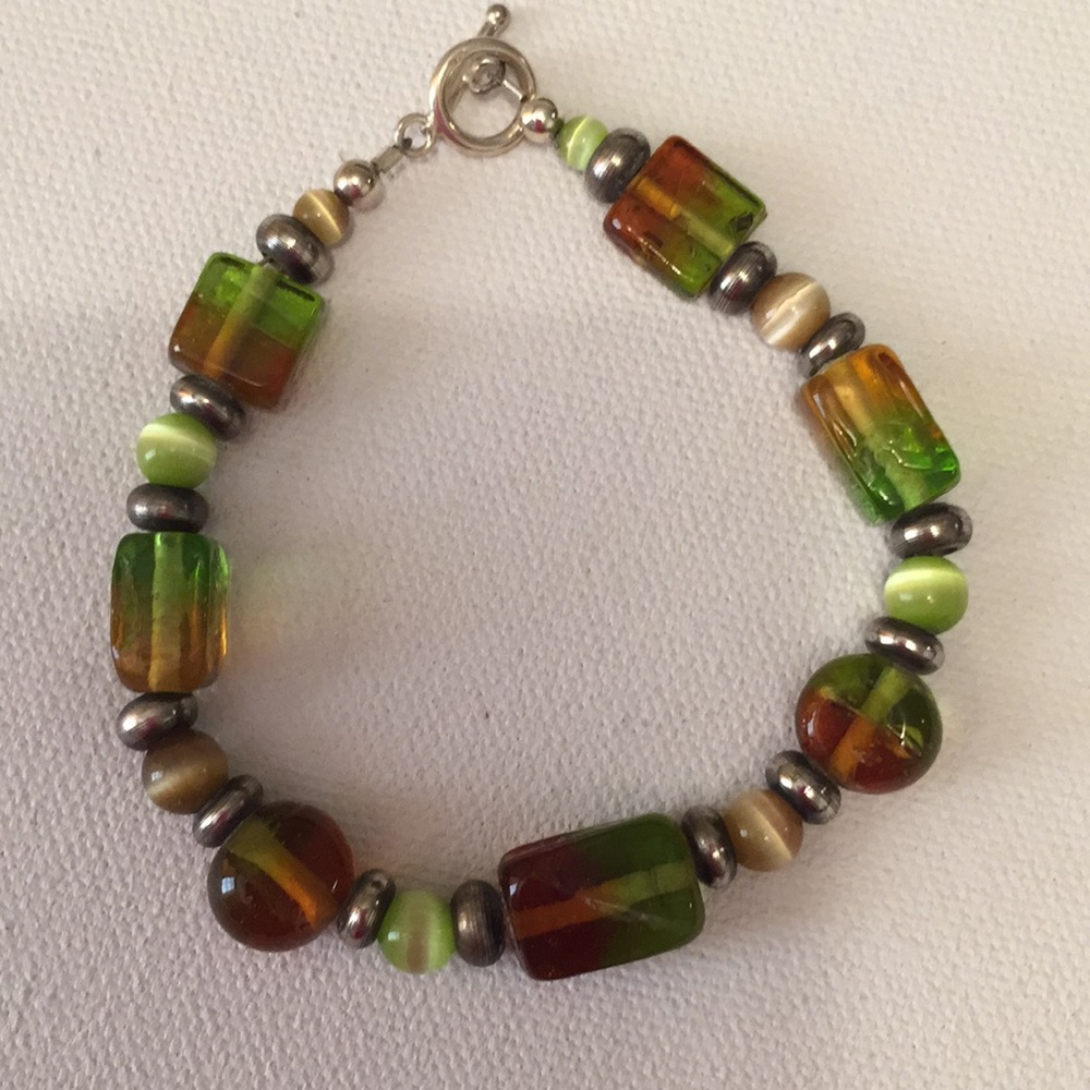 Bracelets - Picture 4 of 5
